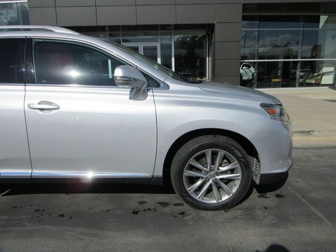 Used 2015 Lexus RX 450h AWD image 12