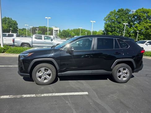 Used 2024 Toyota RAV4 XLE FWD image 2