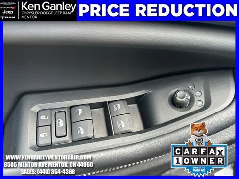 Used 2024 Jeep Grand Cherokee Altitude AWD/4WD image 13