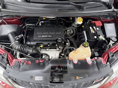 Used 2019 Chevrolet Sonic LT w/ Convenience Package image 9