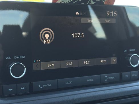Used 2024 Honda Accord EX image 27