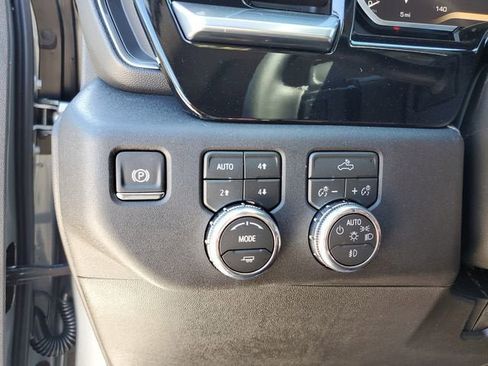 New 2026 GMC Sierra 1500 Elevation w/ X31 Off-Road Package AWD/4WD image 31