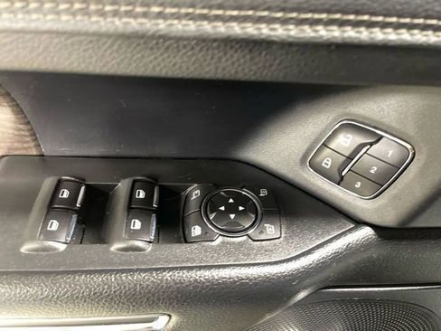 Used 2020 Ford Expedition Max Limited image 13