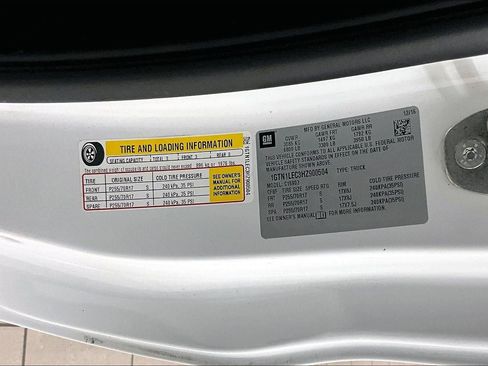 Used 2017 GMC Sierra 1500 REG CAB 2WD 133.0 image 18