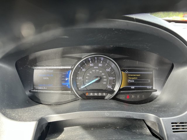 Used 2018 Ford Explorer XLT w/ Equipment Group 201A FWD image 12