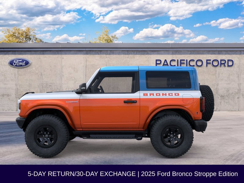 Used 2025 Ford Bronco Stroppe Edition AWD/4WD image 4