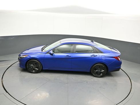 Certified 2023 Hyundai Elantra SEL w/ Cargo Package image 40