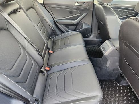 Used 2022 Volkswagen Jetta SEL image 31