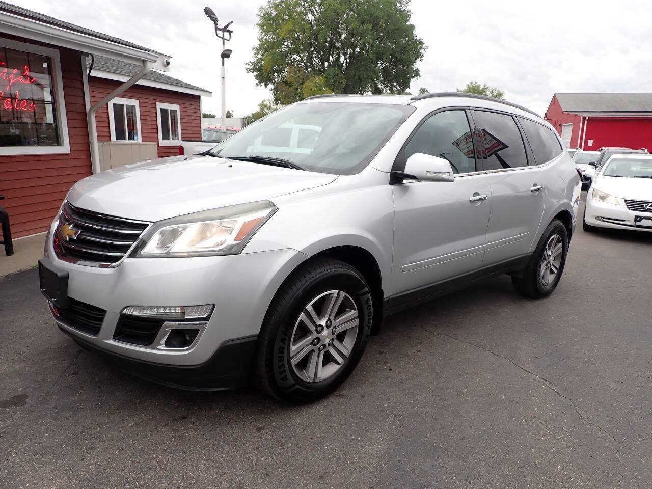 Used 2016 Chevrolet Traverse LT AWD/4WD image 3