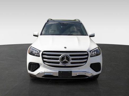 Certified 2025 Mercedes-Benz GLS 450 4MATIC image 11