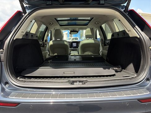 Certified 2022 Volvo V60 T5 Cross Country w/ Climate Package AWD/4WD image 21