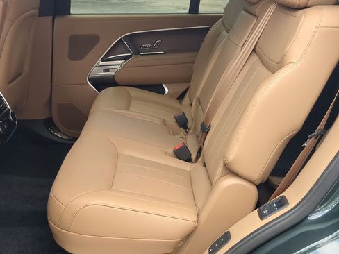 Certified 2025 Land Rover Range Rover Long Wheelbase SE AWD/4WD image 20
