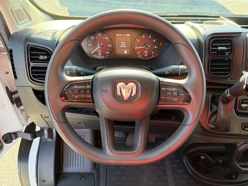 Used 2023 RAM ProMaster 2500 image 20