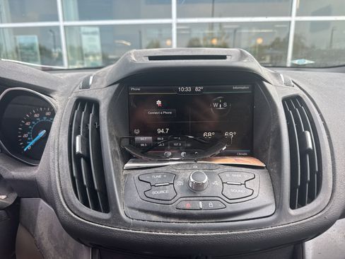 Used 2015 Ford Escape SE w/ Equipment Group 201A AWD/4WD image 10