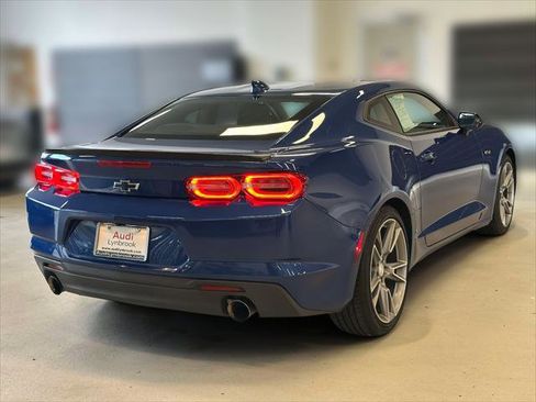 Used 2023 Chevrolet Camaro LT w/ Technology Package image 4