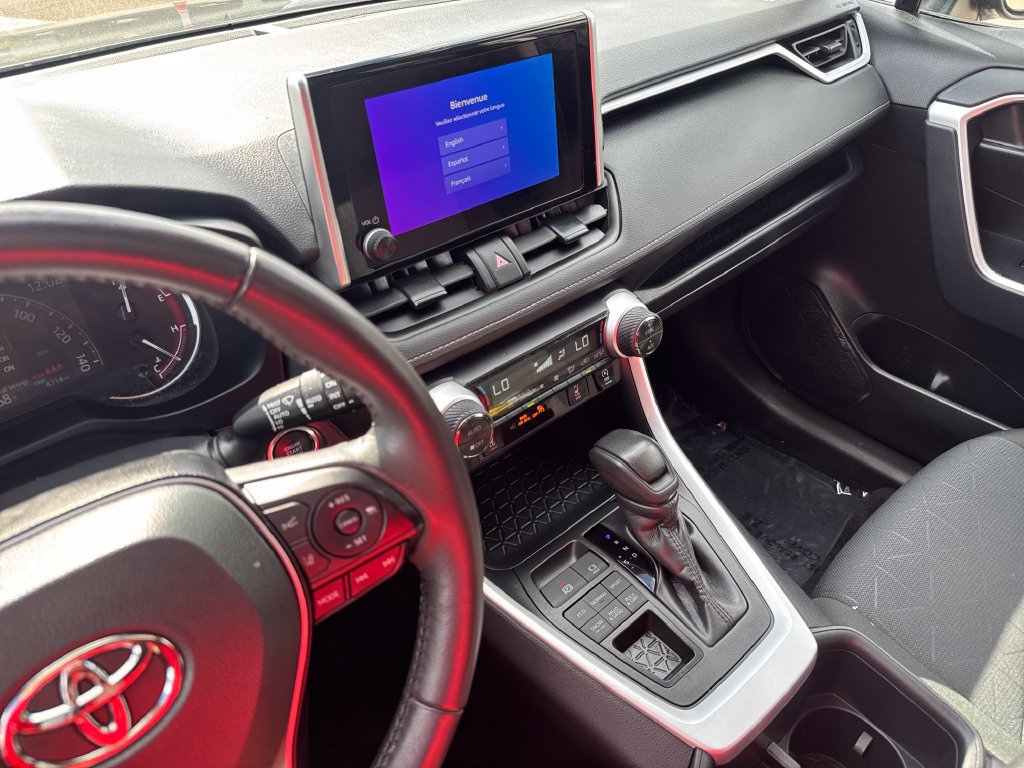 Used 2025 Toyota RAV4 XLE w/ Convenience Package AWD/4WD image 23