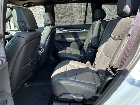 New 2025 Cadillac XT6 Premium Luxury w/ Technology Package image 7