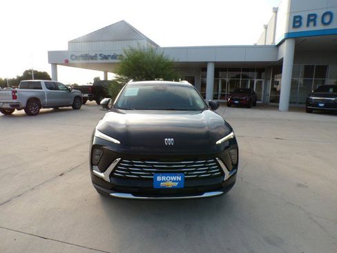 Used 2024 Buick Envision Preferred image 2