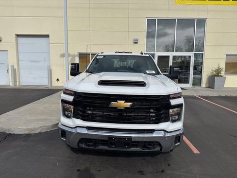 New 2026 Chevrolet Silverado 3500 W/T image 24