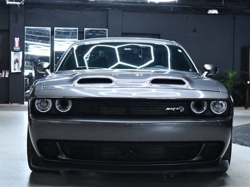 Used 2019 Dodge Challenger SRT Hellcat w/ Alcantara Appearance Package RWD image 5