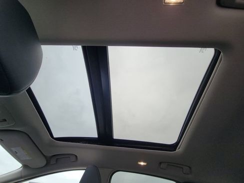 New 2026 Nissan Murano SL image 12