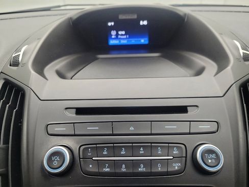 Used 2017 Ford Escape SE image 25