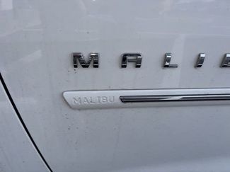 Used 2017 Chevrolet Malibu LT video 3