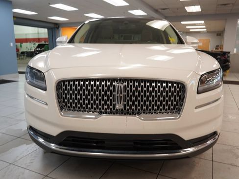 Used 2022 Lincoln Nautilus Reserve AWD/4WD image 18