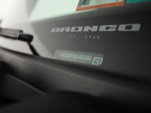Used 2022 Ford Bronco Wildtrak AWD/4WD image 39
