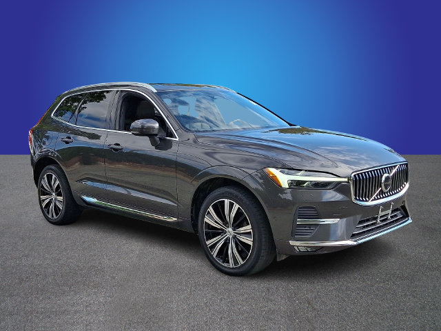 Used 2022 Volvo XC60 B5 Inscription w/ Advanced Package AWD/4WD image 3