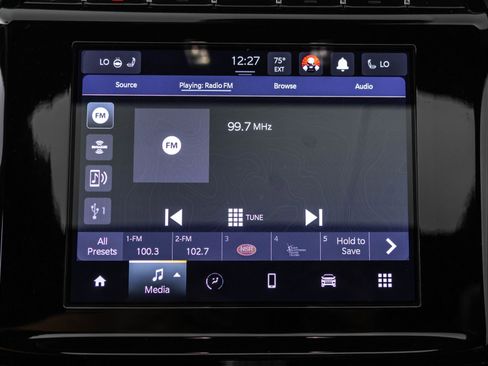 Used 2023 Jeep Grand Cherokee Altitude AWD/4WD image 23