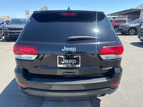 Used 2022 Jeep Grand Cherokee Laredo E RWD image 4