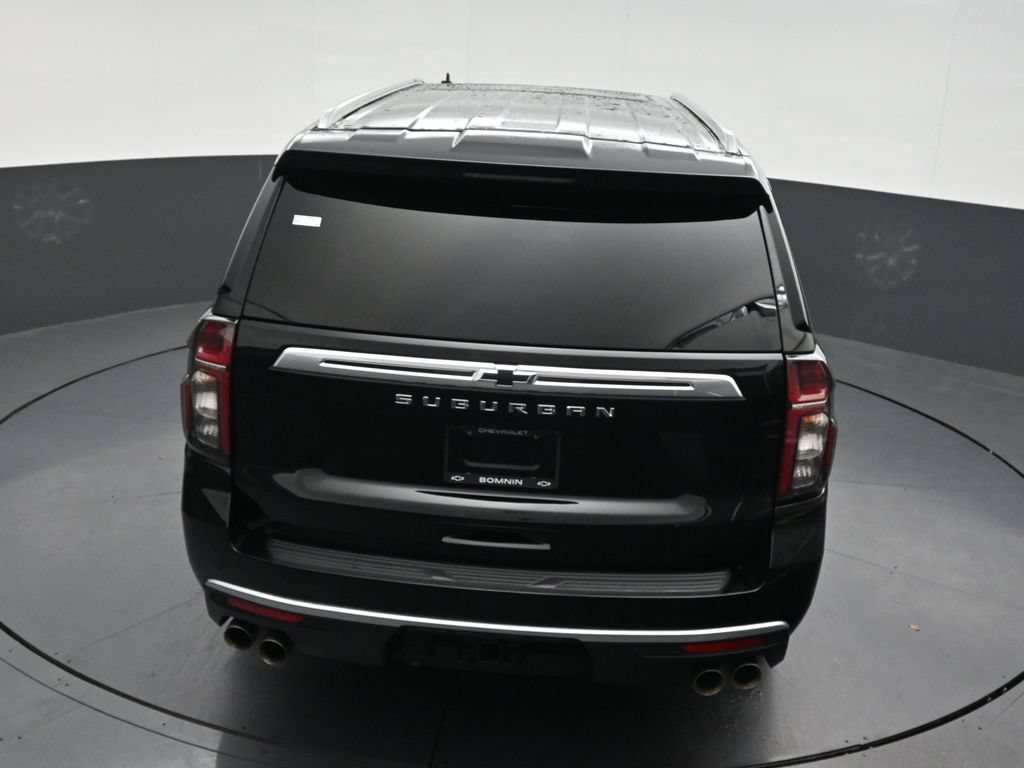 Used 2024 Chevrolet Suburban High Country AWD/4WD image 18