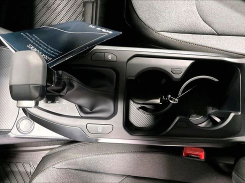New 2025 Kia K4 LXS image 29