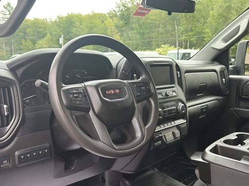 Used 2022 GMC Sierra 3500 Pro w/ Convenience Package AWD/4WD image 13