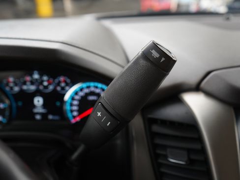 Used 2019 GMC Yukon XL Denali AWD/4WD image 26