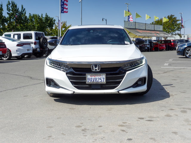 Used 2022 Honda Accord Sport image 2