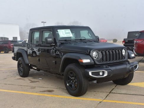 New 2026 Jeep Gladiator Sport image 3