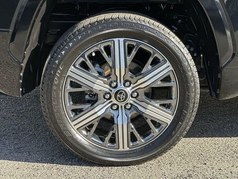 Used 2024 Toyota Tundra Capstone image 33