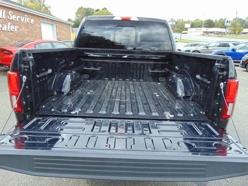 Used 2020 Ford F150 Lariat image 11