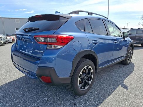 Used 2022 Subaru Crosstrek 2.0i Premium image 5