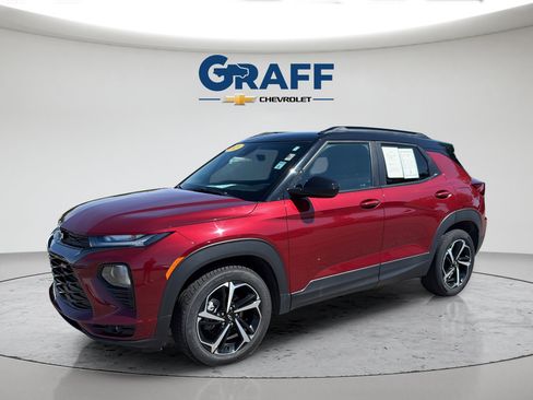 Used 2023 Chevrolet TrailBlazer RS FWD image 2