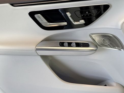 Certified 2023 Mercedes-Benz EQE 350+ 4MATIC SUV image 17