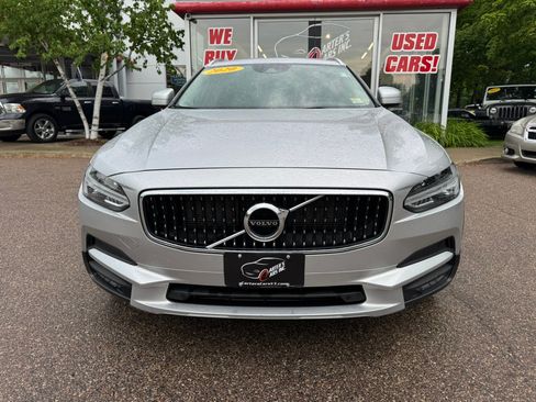 Used 2020 Volvo V90 T6 Cross Country AWD/4WD image 3