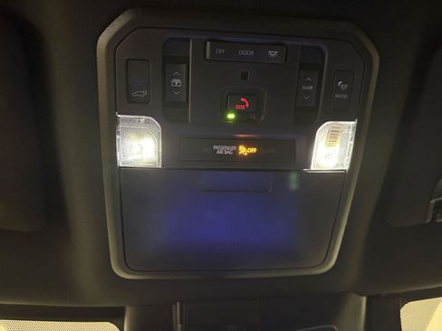 Used 2025 Toyota Sequoia Capstone AWD/4WD image 24