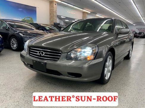 Used 2004 INFINITI Q45 Luxury image 1