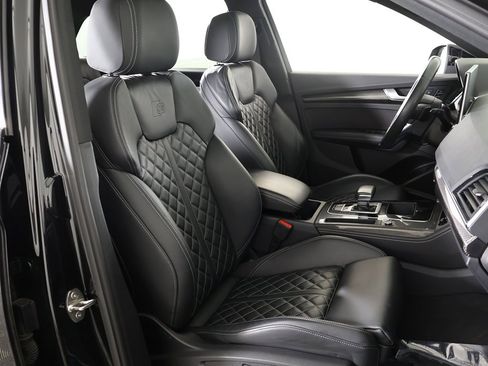 Used 2023 Audi SQ5 Premium Plus w/ Premium Plus Package image 32