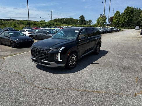 Used 2024 Hyundai Palisade Limited FWD image 1