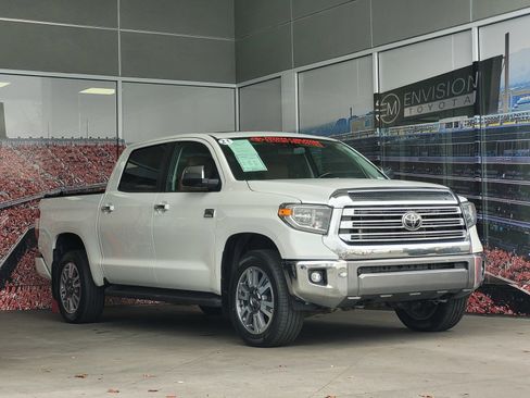 Used 2021 Toyota Tundra Platinum image 1