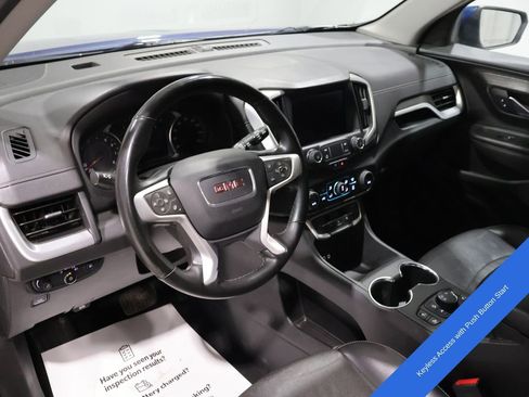 Used 2023 GMC Terrain SLT AWD/4WD image 3